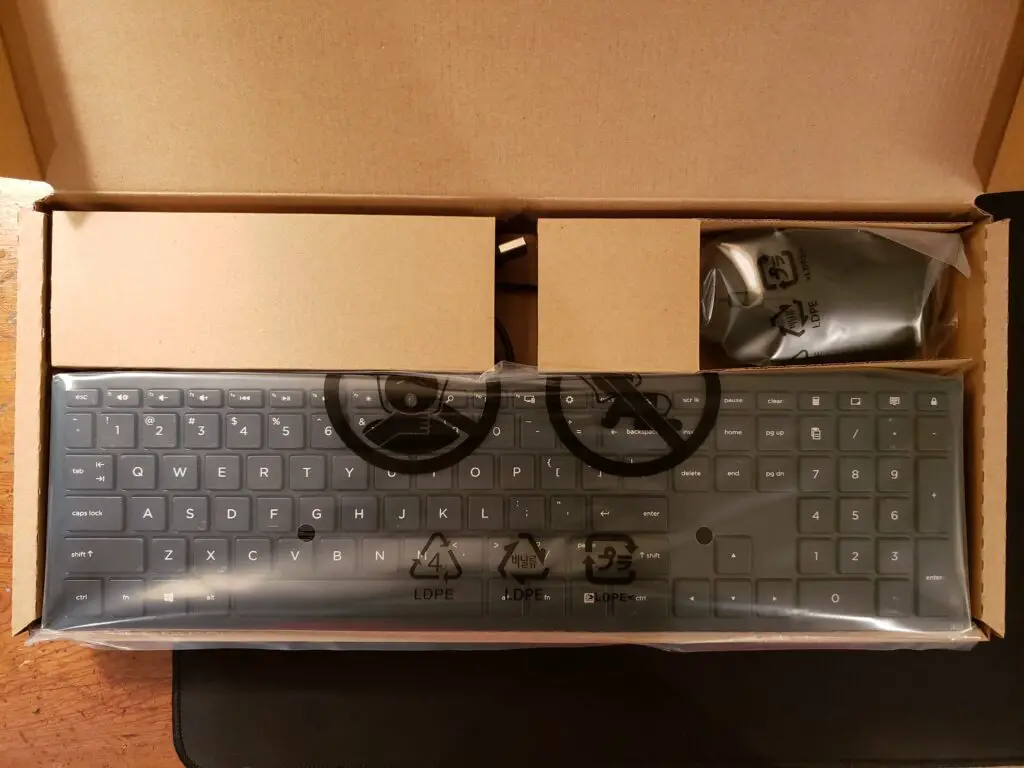 HP Omen 30L's Keyboard and Mouse